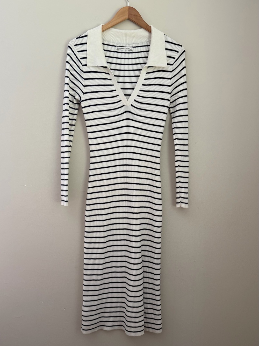 A&FStriped V-Neck Collared Rib Knit Dress - White & Navy